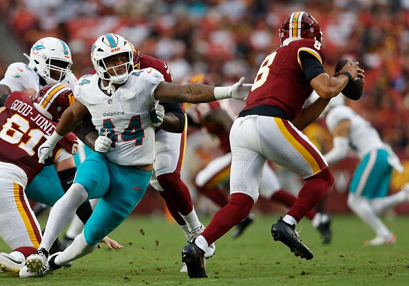 NFL: AUG 14 Dolphins at Commanders