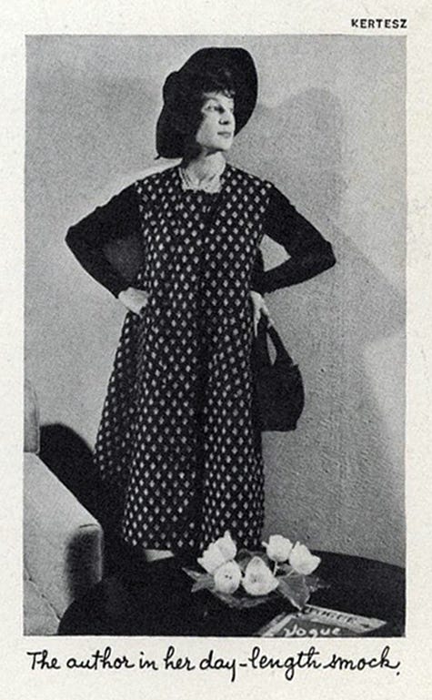 green emerald velvet dress 1938 Print Zyrardow Poland Traditional Costume Dress Fashion Historical  XGGD4 main image 0