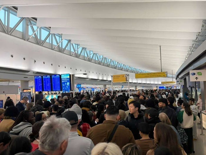 Travelers Describe Airport Chaos As Unpaid TSA Agents Stop Showing up - Business Insider Travelers Describe Airport Chaos As Unpaid TSA Agents Stop Showing up - Business Insider