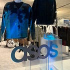 🎁ASOS pops up with a holiday store in NYC