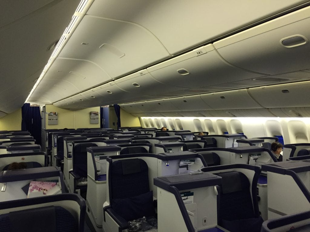 ANA business class θέσεις