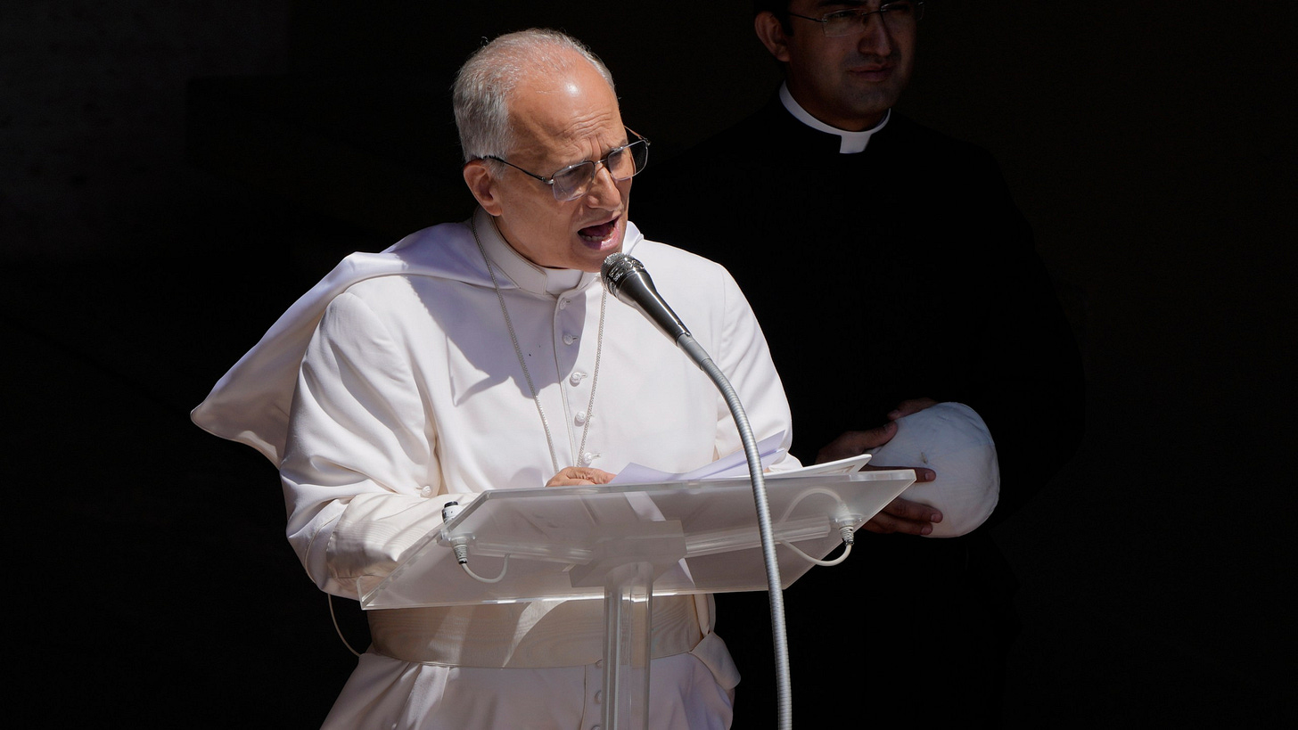 Pope Leo XIV renews his call for an immediate ceasefire in Gaza – KETK.com  | FOX51.com