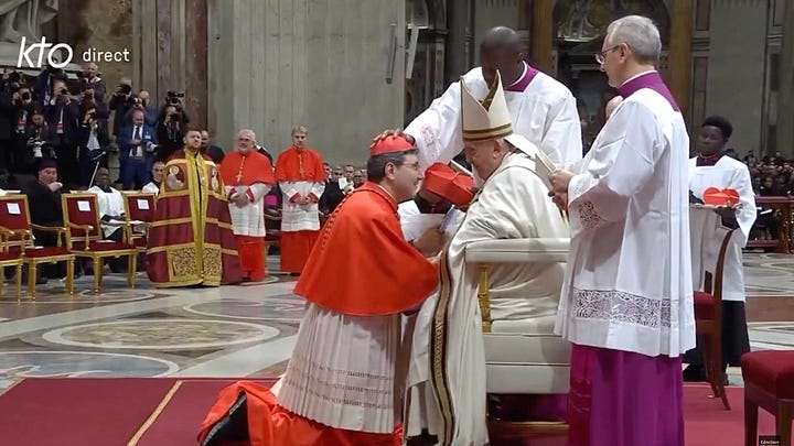 On the left, a photo of Bishop Leo. On the right, a photo of Pope Francis with Cardinal Leo at the moment he elevated him to the rank of cardinal.