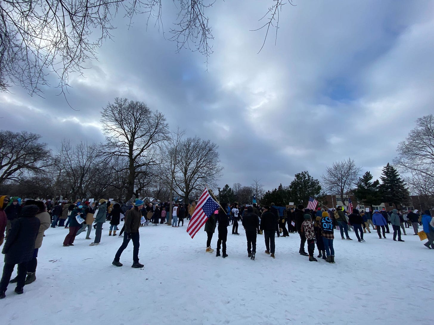 Huge crowd at Minneapolis protest against ICE after killing of Renee  Macklin Good - Bring Me The News