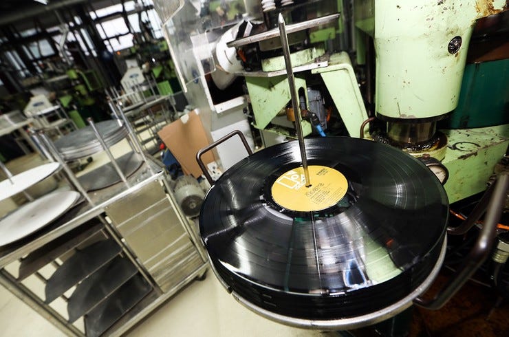 Vinyl record pressing plant billboard 1548 Vinyl record pressing plant billboard 1548