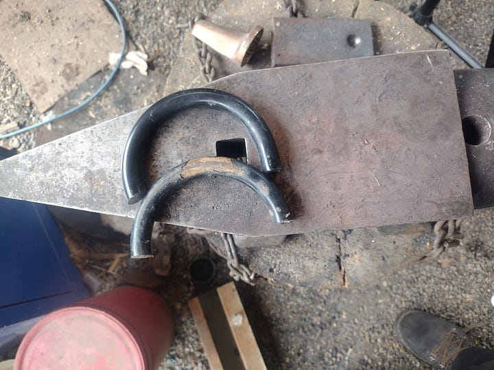 Spring steel before and after cutting, respectively.