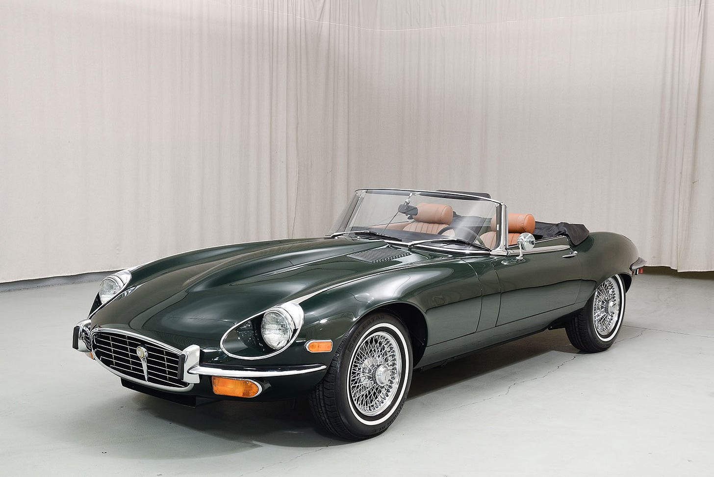 1972 Jaguar XKE Roadster |