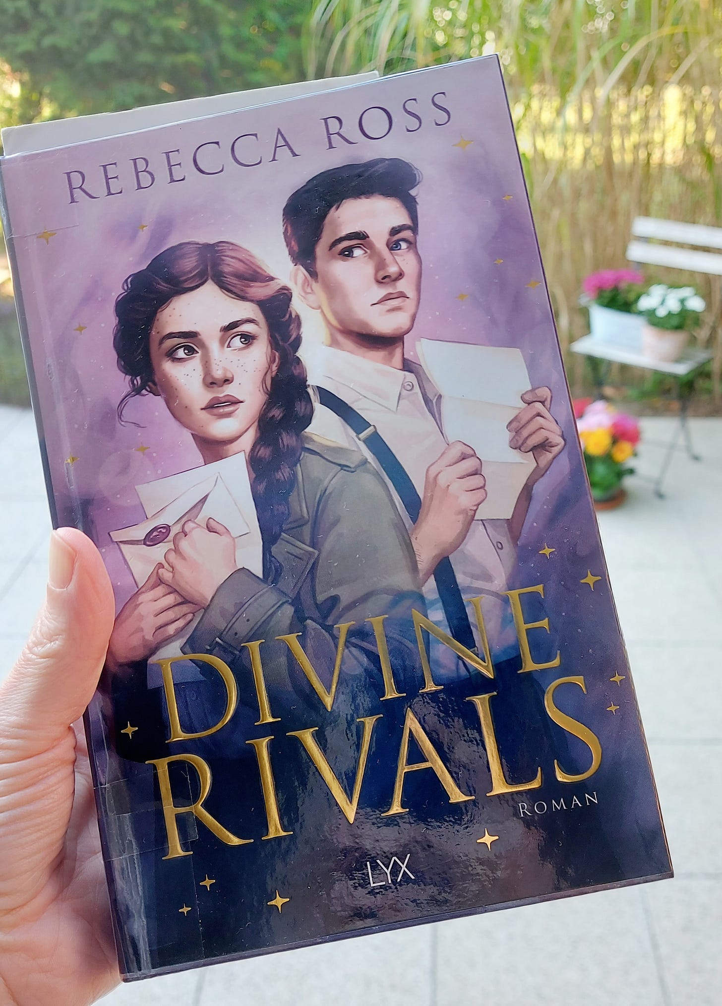Book cover Divine Rivals