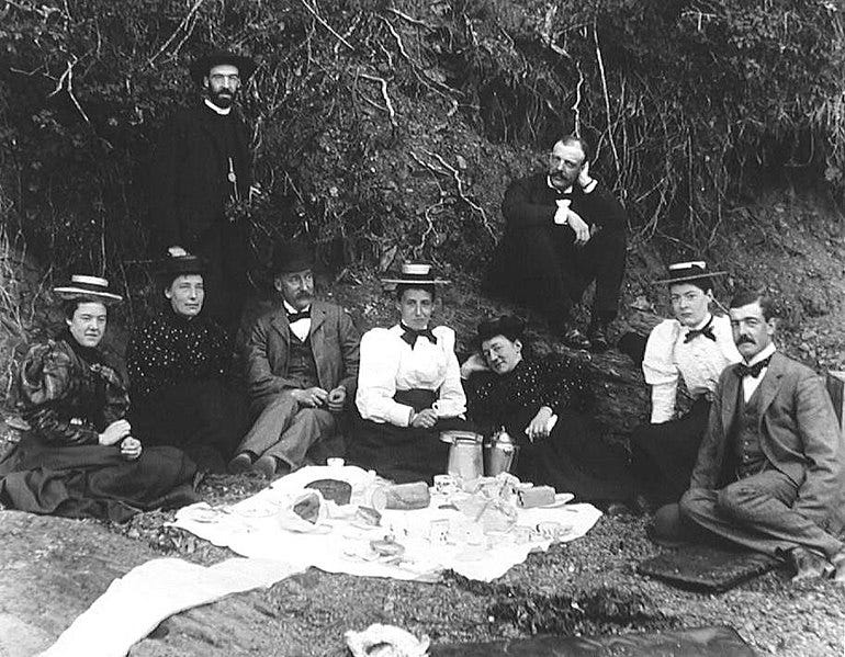 File:Picnic at the Battlefield of Bull Run (1861).jpg