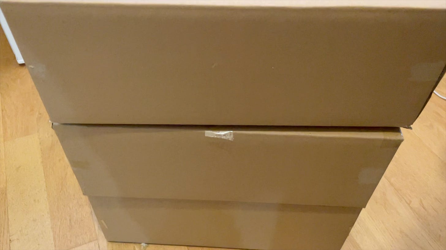 An exciting pictures of some boxes...
