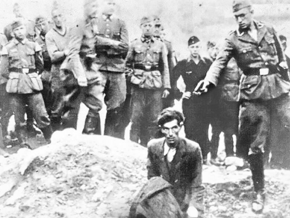 https://www.deathcampsmemorialsite.com/images/wpisy/062020/barbarossa/ez2.jpg