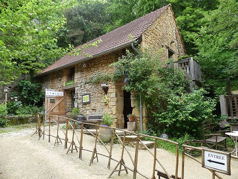 images of St. Antonin-Noble Val