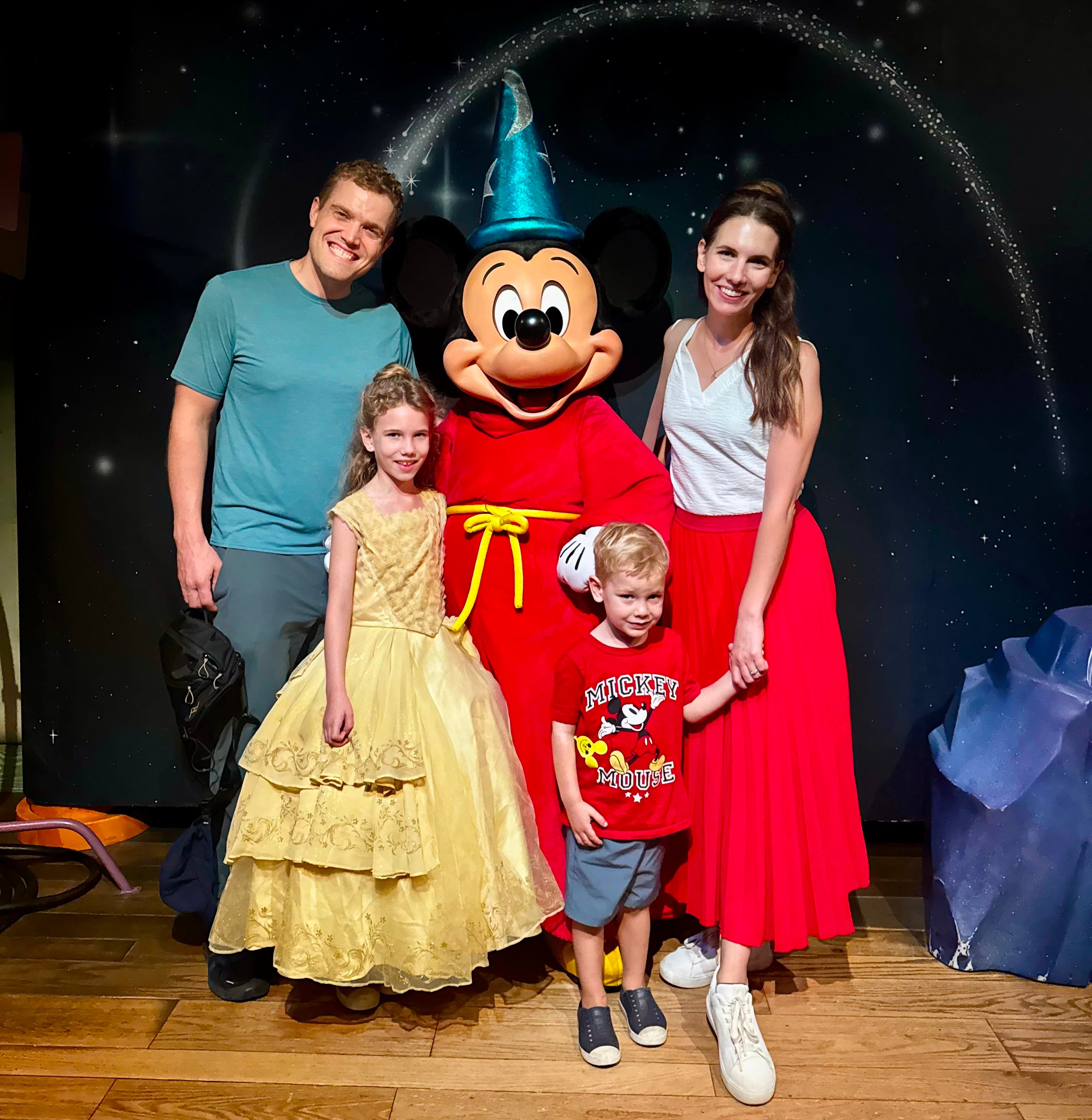 Tokyo Disney - Two Kids One World