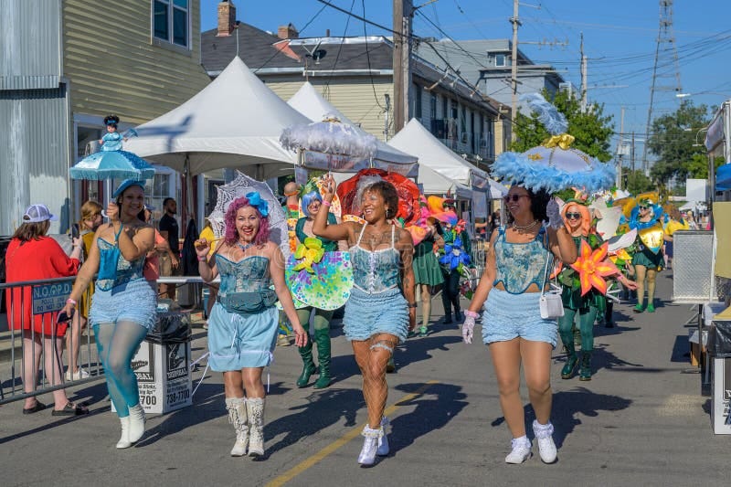 799 Women New Orleans Stock Photos - Free & Royalty-Free Stock Photos from  Dreamstime