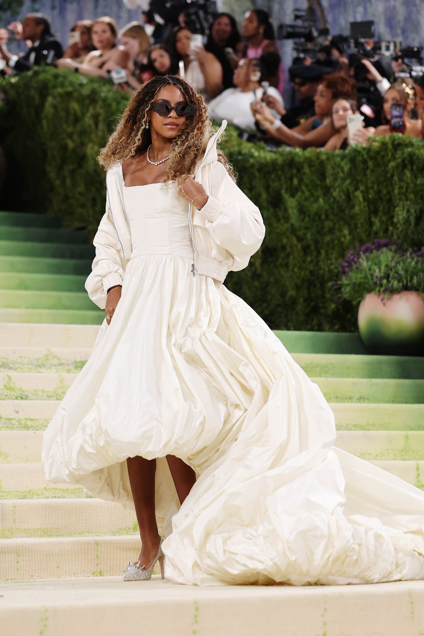 Blue Ivy Carter Keeps It Cool in Balenciaga for Her 2026 Met Gala Debut |  Vogue
