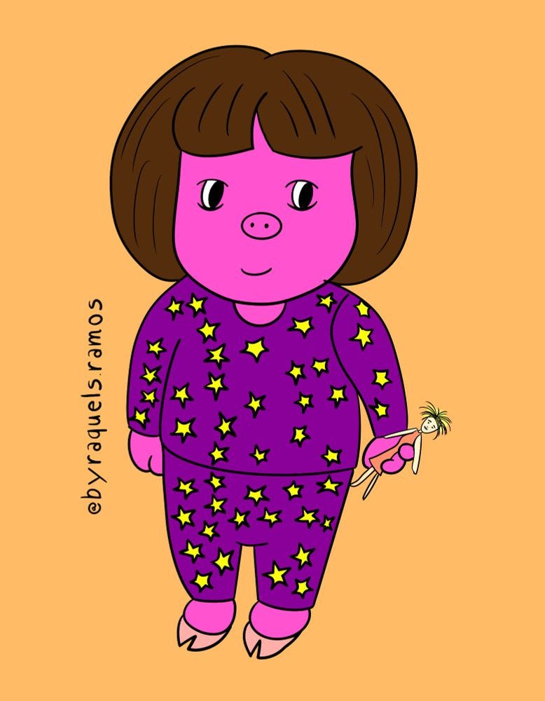 Desenho digital de uma porquinha antropomórfica, cor de rosa, em pé e descalça, com cabelos castanhos, lisos e curtos, vestindo pijama roxo com estrelas amarelas, segurando uma boneca loira de cabelos despenteados