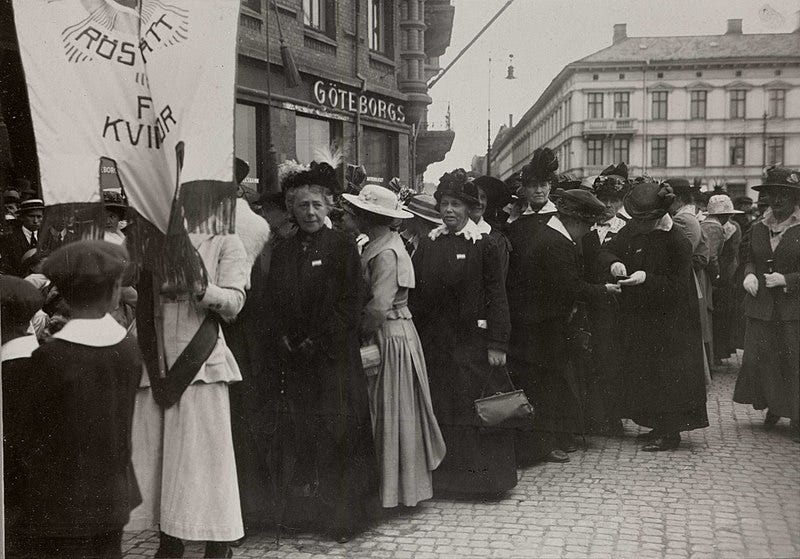 File:Demonstrationståg för kvinnorösträtten, Göteborg - Nordiska Museet - NMA.0032617.jpg File:Demonstrationståg för kvinnorösträtten, Göteborg - Nordiska Museet - NMA.0032617.jpg