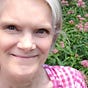 Lolly Jewett's avatar