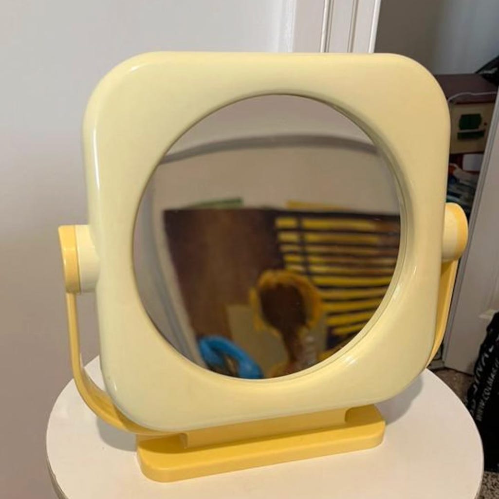 21 Vintage Vanity Mirrors - by Skylar Allen - Room to Grow