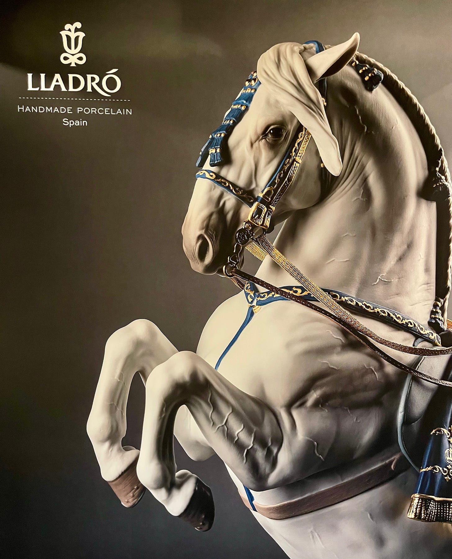 Lladró: A Valencia Legacy - by Kiran Robinson