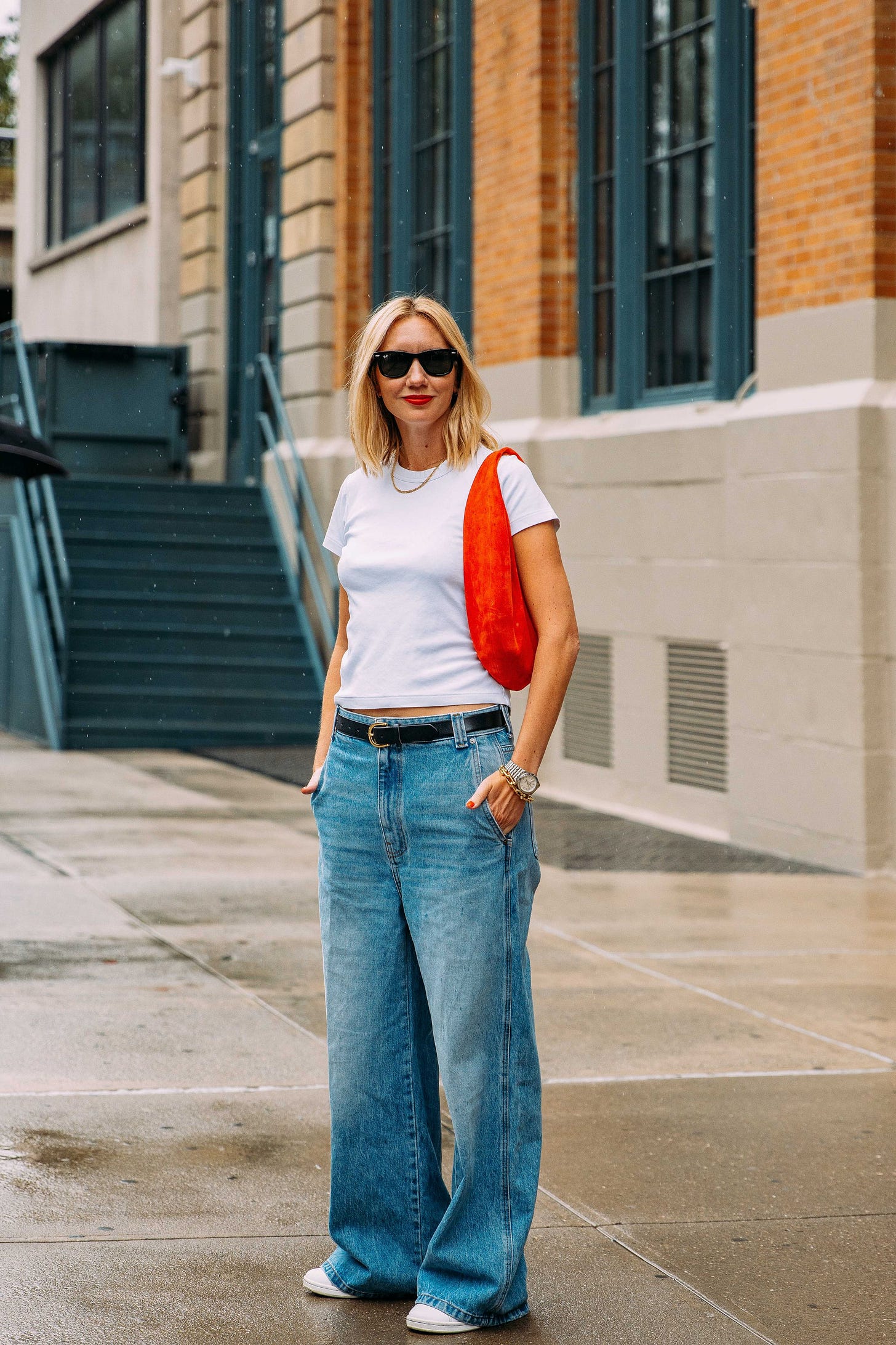8 White TShirt Outfits That Deliver Maximum Style With Minimal Effort 8 White TShirt Outfits That Deliver Maximum Style With Minimal Effort
