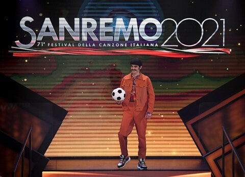 Ecco chi è Avincola, dalla Garbatella all'Ariston: «Porto la mia Roma a  Sanremo»
