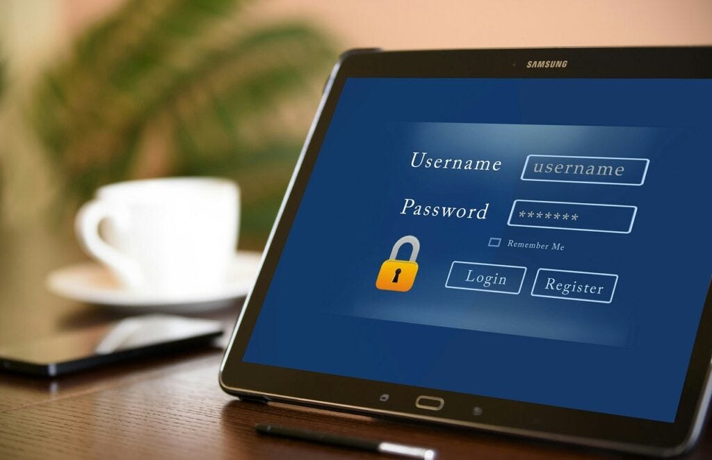 No Multifator de Autenticação, as passwords fazem parte do fator algo que sabe No Multifator de Autenticação, as passwords fazem parte do fator algo que sabe