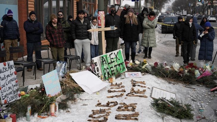 Minneapolis live: Governor Walz wants ICE out after Alex Pretti killing