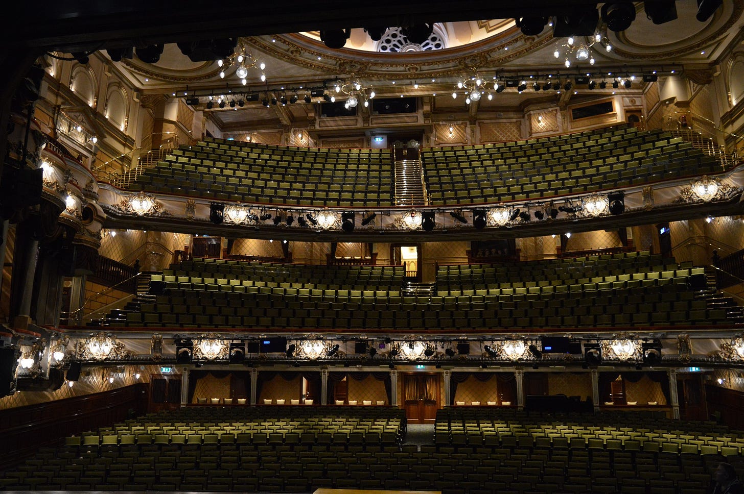 Victoria Palace Theatre, London - J&C Joel