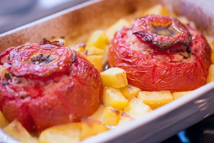 Pomodori ripieni di riso (Baked Tomatoes with Rice)
