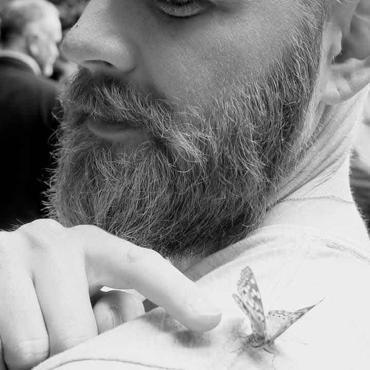 Between Two Lampposts | Poetry