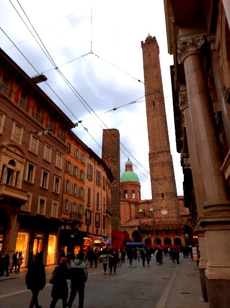 portici ovunque a Bologna