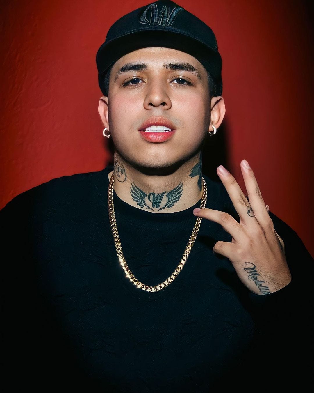 Video: Fan de Westcol se tatuó su rostro en una pierna, así reaccionó el  influencer - Semana