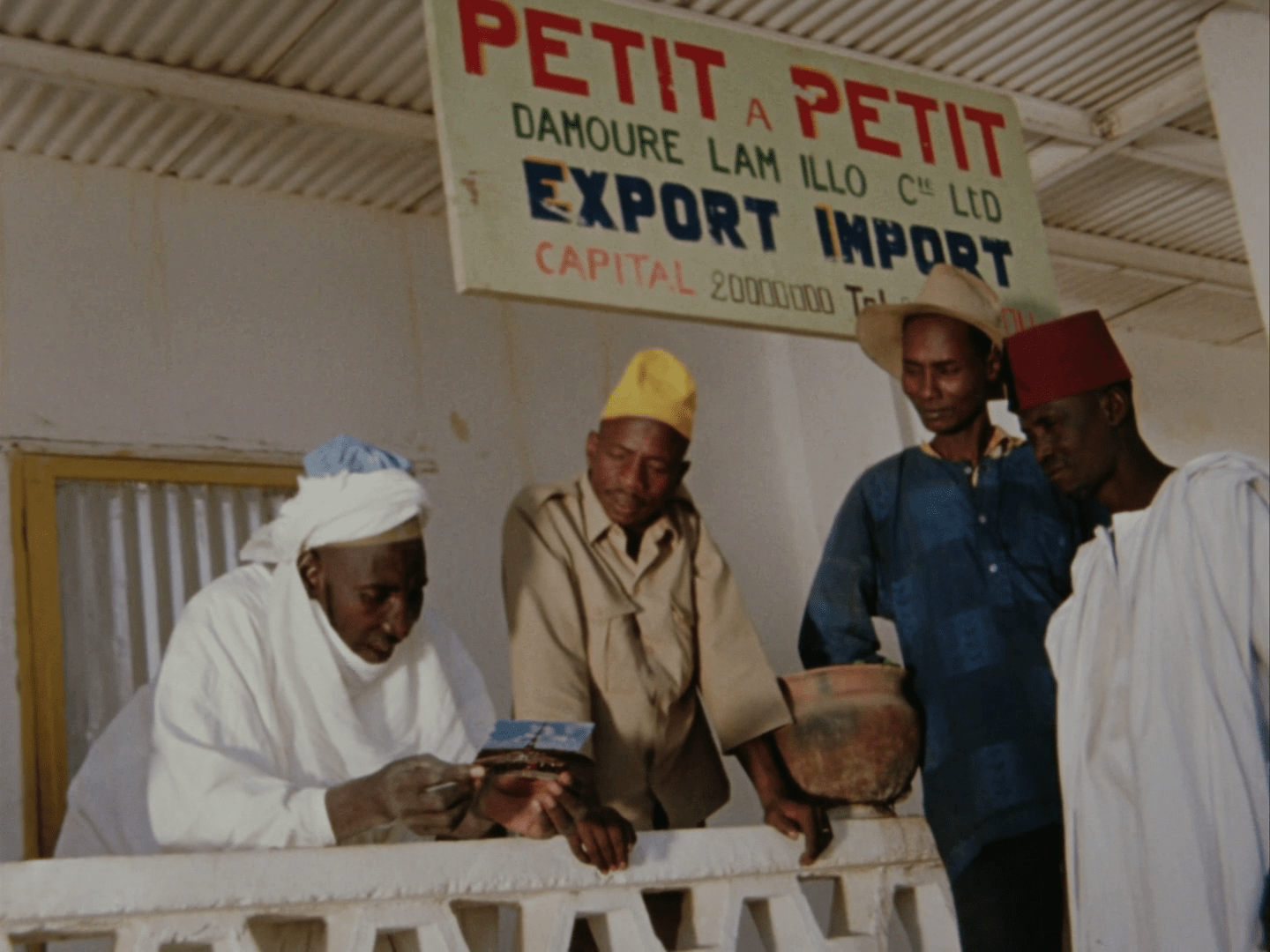 Xcèntric – Petit à petit; Jean Rouch (1970) – Celuloide con alma