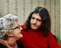 1970....Joe Cocker with his mother Marjorie. 📷 by G. Mili 1970....Joe Cocker with his mother Marjorie. 📷 by G. Mili