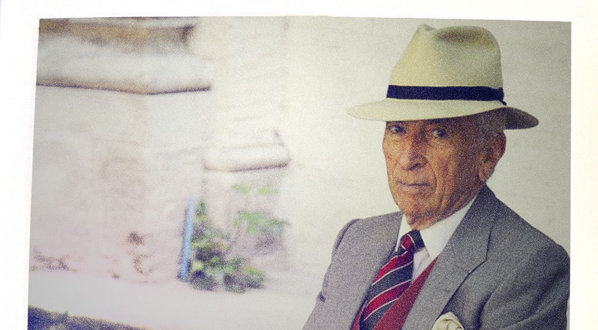 Two Drinks with. . . the Greatest Living Magazine Writer