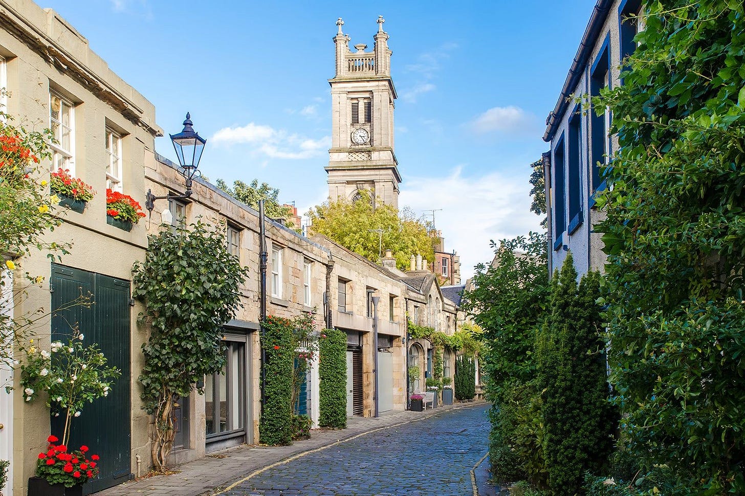 Stockbridge in Edinburgh - A Classy Edinburgh Suburb Near the City Centre -  Go Guides