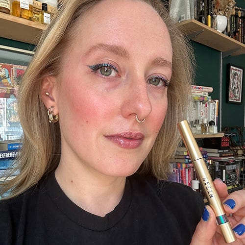 wearing the stila chroma flash liquid eyeliner in peacock