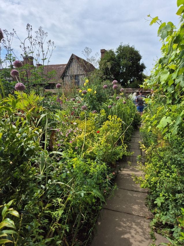 Great Dixter Garden copyright Anne Wareham 