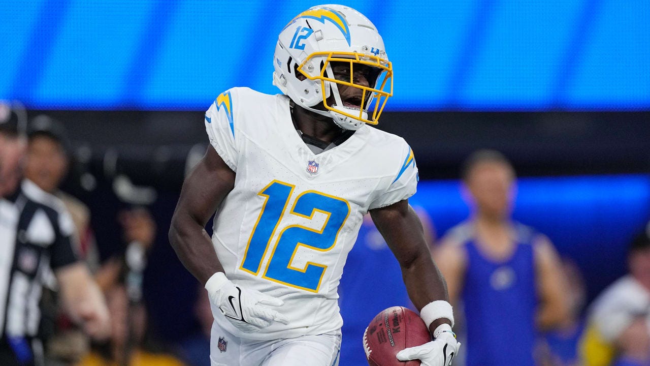 Can't-Miss Play: Chargers wide receiver Derius Davis goes 81 YARDS for ...