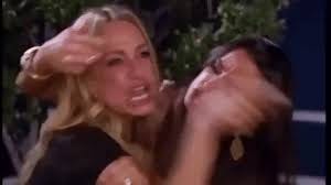 Woman Yelling GIFs - Find & Share on GIPHY