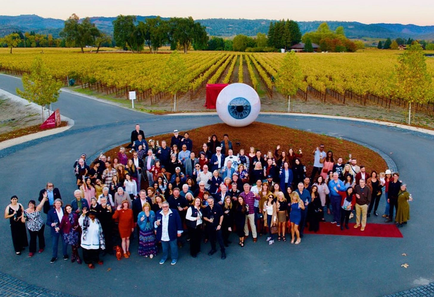 A group of people standing in a circle
Description automatically generated A group of people standing in a circle
Description automatically generated