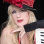 Phoebe Legere's avatar