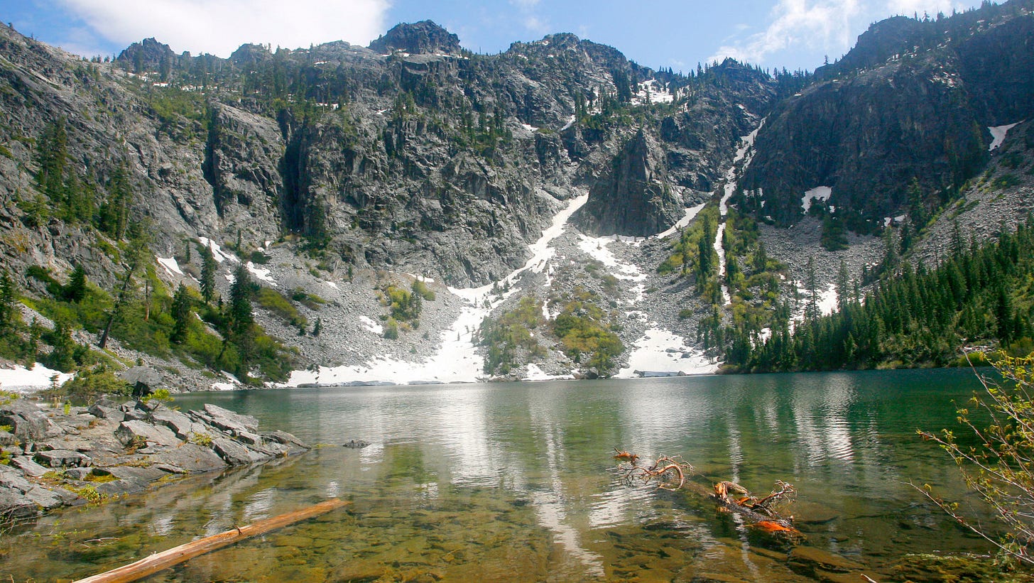 The 5 best hikes of the Siskiyou Wilderness includes lakes, old-growth