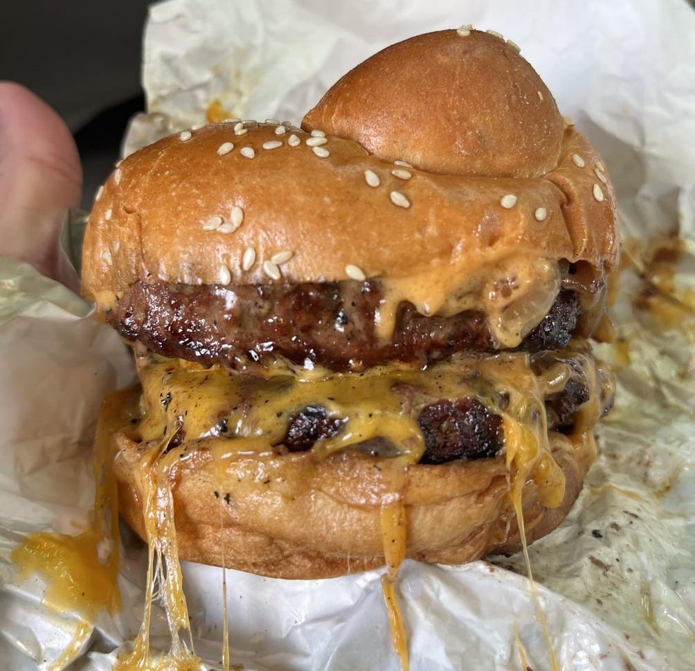 Paradise Pup - Des Plaines, IL : r/burgers