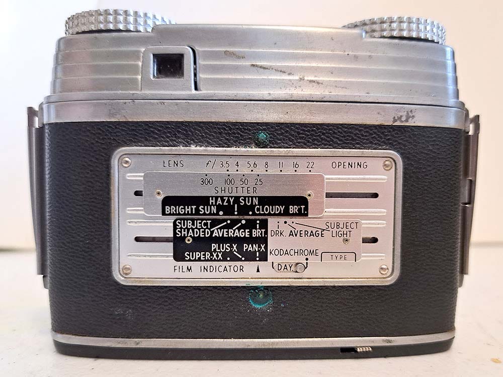 Kodak Signet 35 - by Sean Lamb - The Kodak Collector