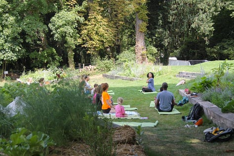 Fondation Good Planet yoga class in the bois de Boulogne in Paris, France