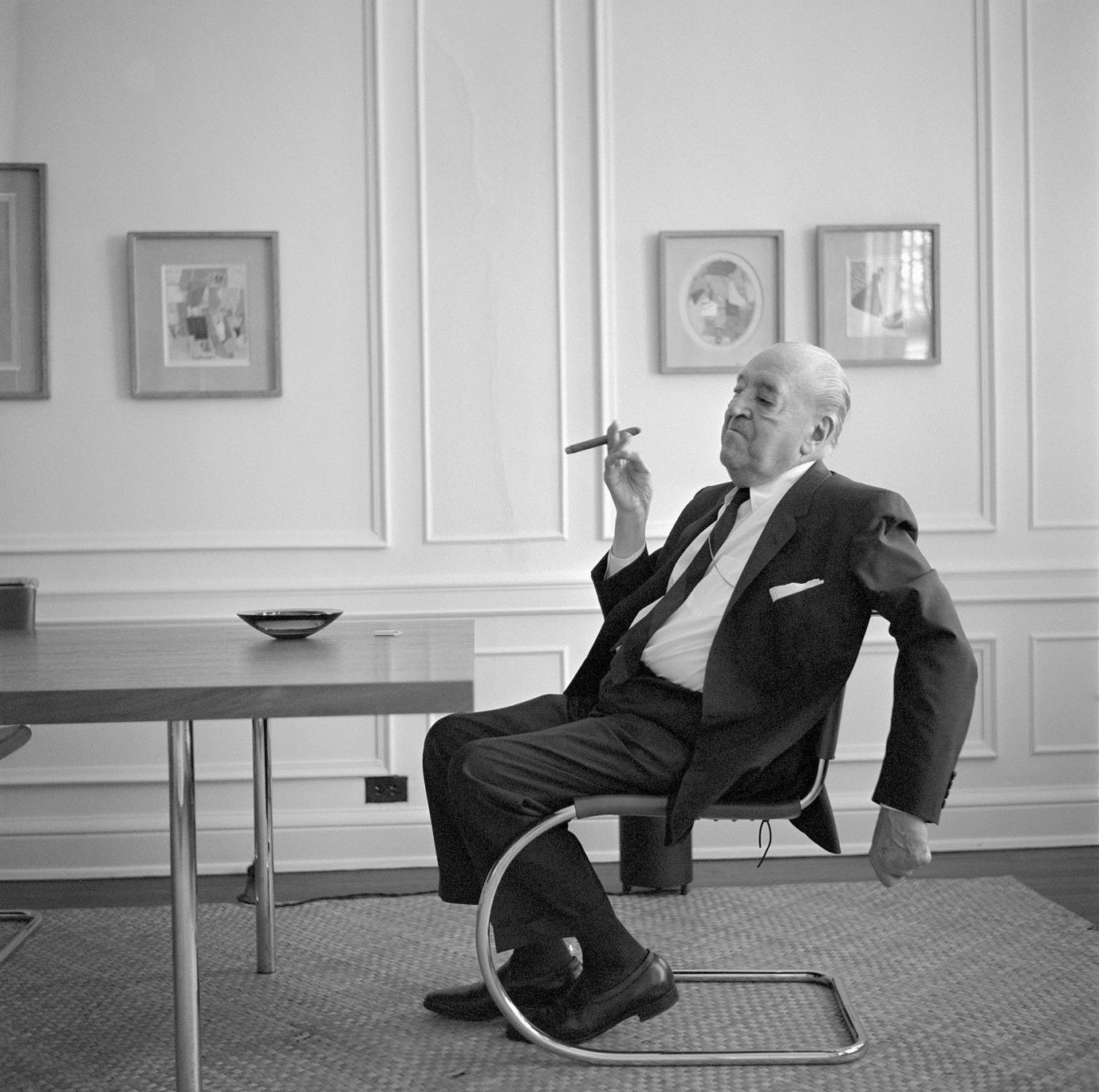 20th Century Chair Design: Ludwig Mies van der Rohe | kingscliff design  history