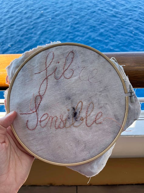 broderie sur un bâteau