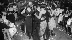 Roaring Twenties: Flappers, Prohibition & Jazz Age | HISTORY
